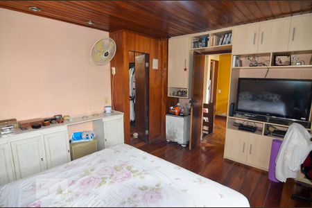 Apartamento à venda com 190m², 4 quartos e 2 vagasQuarto 2