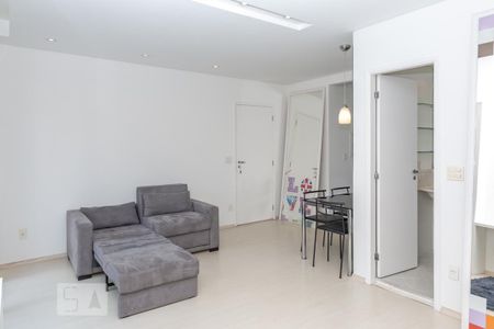 Sala de kitnet/studio para alugar com 1 quarto, 48m² em Chácara Santo Antônio (zona Sul), São Paulo