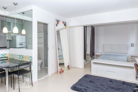 Sala de kitnet/studio para alugar com 1 quarto, 48m² em Chácara Santo Antônio (zona Sul), São Paulo