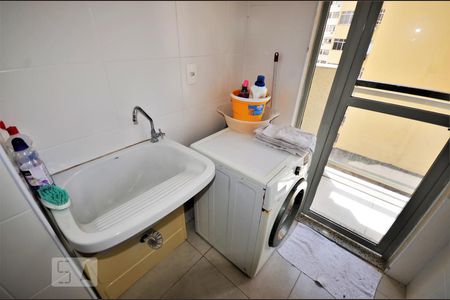 Apartamento à venda com 45m², 1 quarto e sem vagaÁrea de Serviço