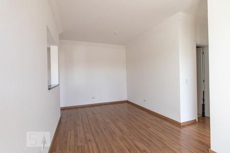 Sala de apartamento para alugar com 1 quarto, 57m² em Lindóia, Curitiba