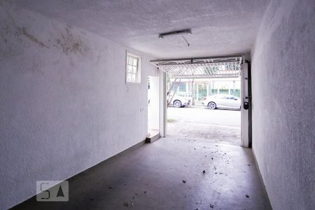 Casa à venda com 300m², 4 quartos e 2 vagasGaragem
