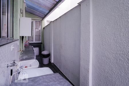 Casa à venda com 300m², 4 quartos e 2 vagasLavanderia