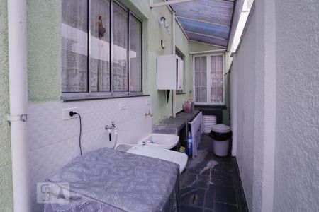 Casa à venda com 300m², 4 quartos e 2 vagasLavanderia