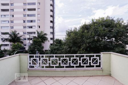 Casa à venda com 300m², 4 quartos e 2 vagasVaranda Quarto 2