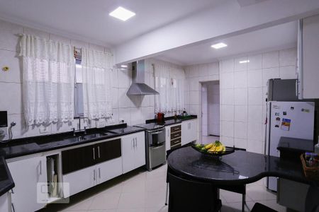 Casa à venda com 300m², 4 quartos e 2 vagasCozinha