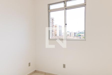 Quarto 1 de apartamento para alugar com 2 quartos, 43m² em Lins de Vasconcelos, Rio de Janeiro