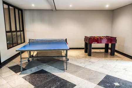 Apartamento à venda com 160m², 3 quartos e 3 vagas Apartamento à venda com 160m², 3 quartos e 3 vagasÁrea Comum - Sala de jogos