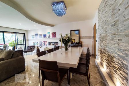 Sala de apartamento à venda com 3 quartos, 160m² em Vila Suzana, São Paulo