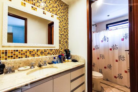 Apartamento à venda com 160m², 3 quartos e 3 vagas Apartamento à venda com 160m², 3 quartos e 3 vagasBanheiro Suíte 1