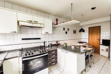 Apartamento à venda com 160m², 3 quartos e 3 vagas Apartamento à venda com 160m², 3 quartos e 3 vagasCozinha