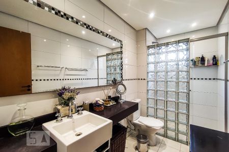 Apartamento à venda com 160m², 3 quartos e 3 vagas Apartamento à venda com 160m², 3 quartos e 3 vagasBanheiro Suíte 3
