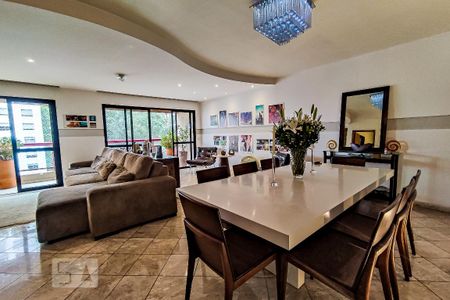 Sala de apartamento à venda com 3 quartos, 160m² em Vila Suzana, São Paulo