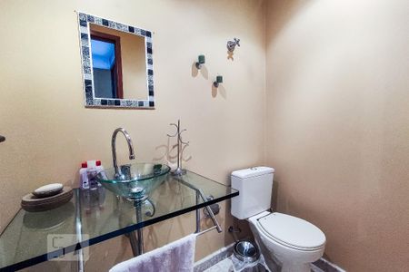 Apartamento à venda com 160m², 3 quartos e 3 vagas Apartamento à venda com 160m², 3 quartos e 3 vagasLavabo