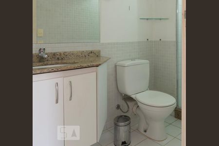 Studio à venda com 45m², 1 quarto e 1 vaga Studio à venda com 45m², 1 quarto e 1 vagaBanheiro Suíte