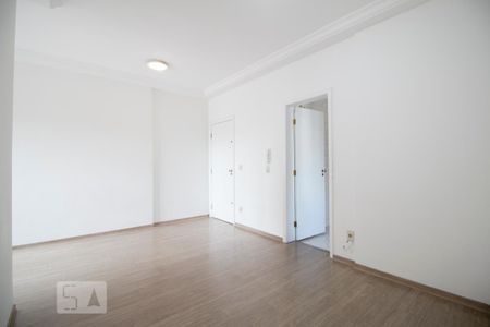 Sala de apartamento para alugar com 3 quartos, 75m² em Centro, Mogi das Cruzes