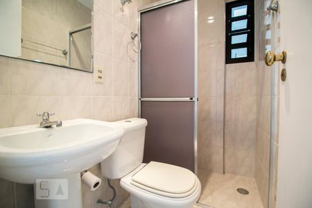 Apartamento para alugar com 75m², 3 quartos e 1 vaga Apartamento para alugar com 75m², 3 quartos e 1 vagaBanheiro