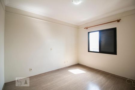 Apartamento para alugar com 75m², 3 quartos e 1 vaga Apartamento para alugar com 75m², 3 quartos e 1 vagaQuarto Suíte