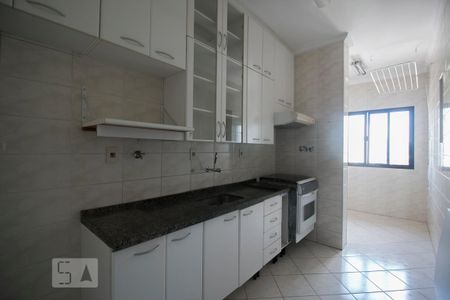 Apartamento para alugar com 75m², 3 quartos e 1 vaga Apartamento para alugar com 75m², 3 quartos e 1 vagaCozinha e Área de Serviço