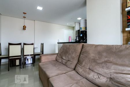 Apartamento à venda com 62m², 2 quartos e 1 vagaSala