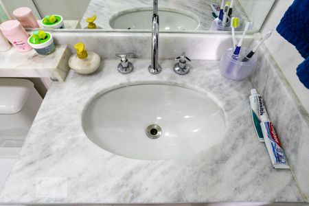 Apartamento à venda com 62m², 2 quartos e 1 vagaBanheiro da Suíte