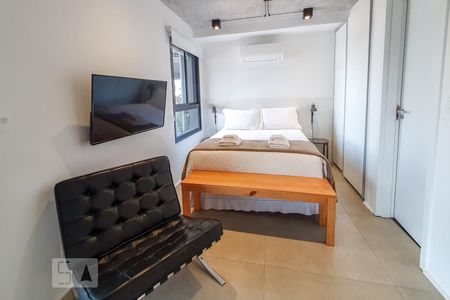 Quarto de kitnet/studio para alugar com 1 quarto, 42m² em Vila Pompéia, São Paulo