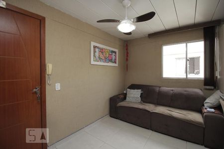 Sala de apartamento para alugar com 2 quartos, 42m² em Estância Velha, Canoas