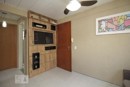 Sala de apartamento para alugar com 2 quartos, 42m² em Estância Velha, Canoas