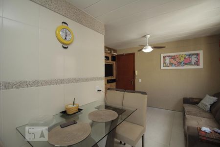 Cozinha de apartamento para alugar com 2 quartos, 42m² em Estância Velha, Canoas