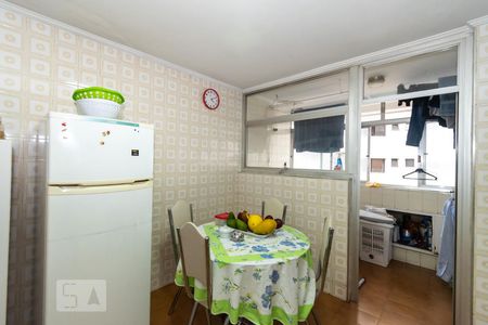 Apartamento à venda com 100m², 3 quartos e 2 vagasCozinha