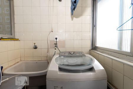 Apartamento à venda com 100m², 3 quartos e 2 vagasÁrea de serviço