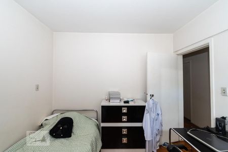Apartamento à venda com 100m², 3 quartos e 2 vagasQuarto 2