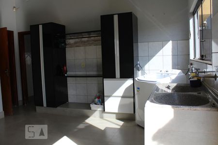 Casa para alugar com 800m², 5 quartos e 5 vagasCozinha