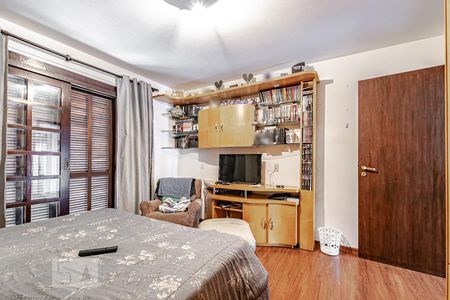 Casa para alugar com 330m², 4 quartos e 4 vagas3º Dormitório