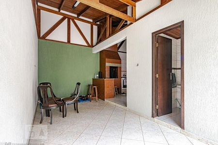 Casa para alugar com 330m², 4 quartos e 4 vagasChurrasqueira