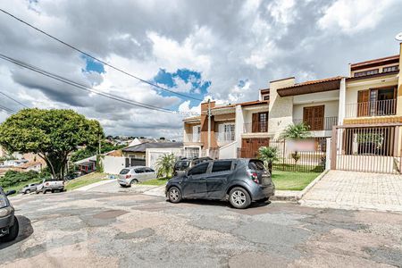 Casa para alugar com 330m², 4 quartos e 4 vagasFachada