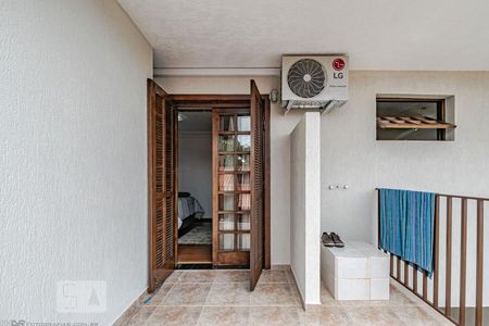 Casa para alugar com 330m², 4 quartos e 4 vagas1º Dormitório suíte master