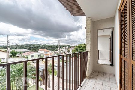 Casa para alugar com 330m², 4 quartos e 4 vagas3º Dormitório