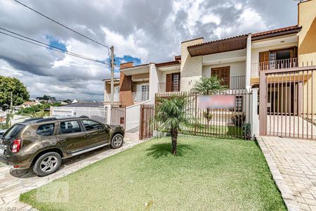 Casa para alugar com 330m², 4 quartos e 4 vagasFachada