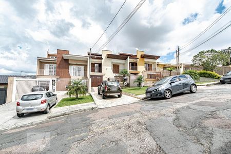 Casa para alugar com 330m², 4 quartos e 4 vagasFachada