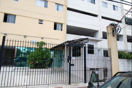 Apartamento para alugar com 62m², 2 quartos e 1 vagaFachada
