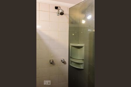 Apartamento à venda com 230m², 4 quartos e 3 vagasBanheiro da Suíte 1 Chuveiro