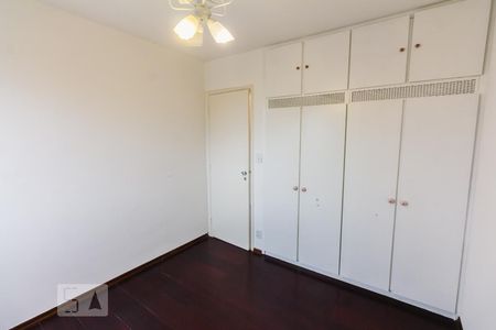 Apartamento à venda com 230m², 4 quartos e 3 vagasQuarto 3