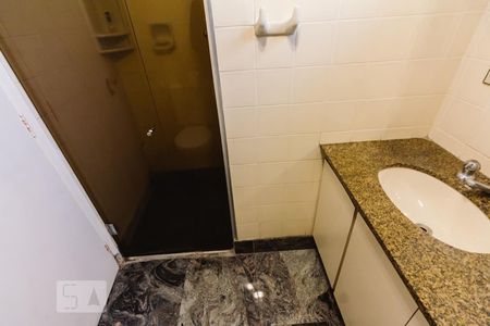 Apartamento à venda com 230m², 4 quartos e 3 vagasBanheiro 2