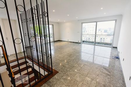 Apartamento à venda com 230m², 4 quartos e 3 vagasSala 2