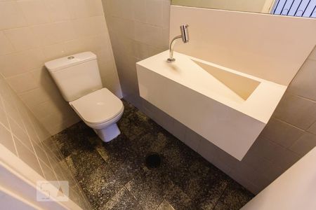 Apartamento à venda com 230m², 4 quartos e 3 vagasLavabo