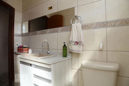 Casa à venda com 190m², 3 quartos e 2 vagasBanheiro