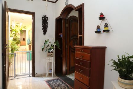 Casa à venda com 190m², 3 quartos e 2 vagasSala