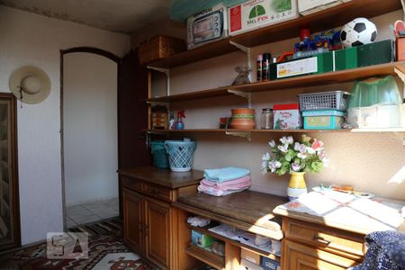 Casa à venda com 190m², 3 quartos e 2 vagasEscritório