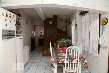 Casa à venda com 190m², 3 quartos e 2 vagasCozinha